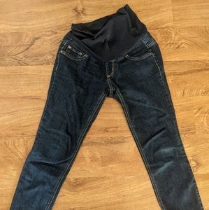 Maternity jeans size petite small